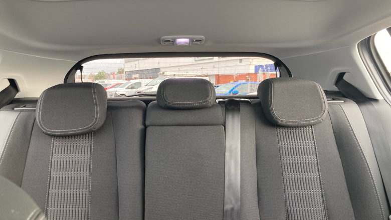 Peugeot 308 1.2 PureTech 130 Allure 5dr EAT8 Petrol Hatchback